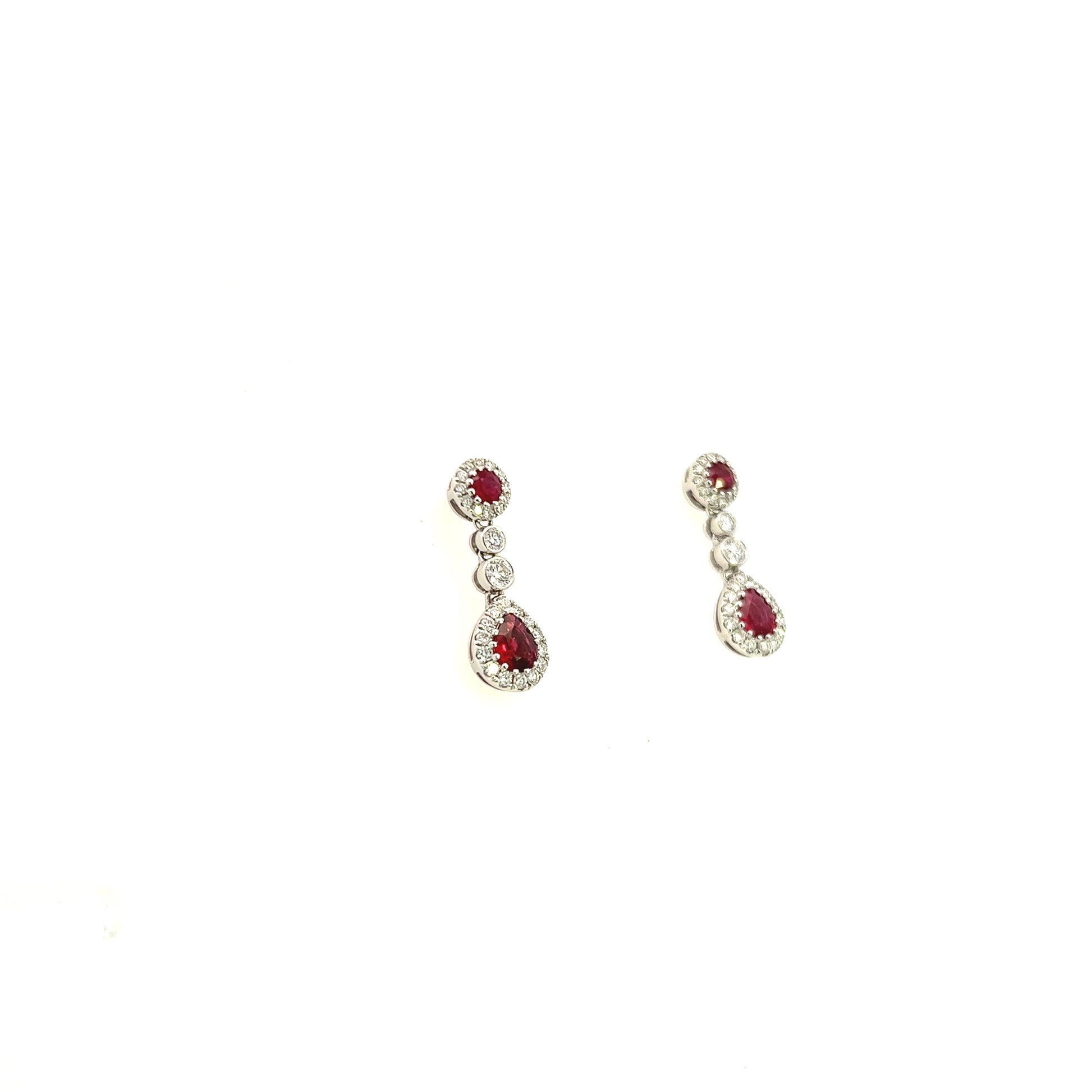 18K White Gold Ruby And Diamond Dangle Earrings ( 1.44ctw) 