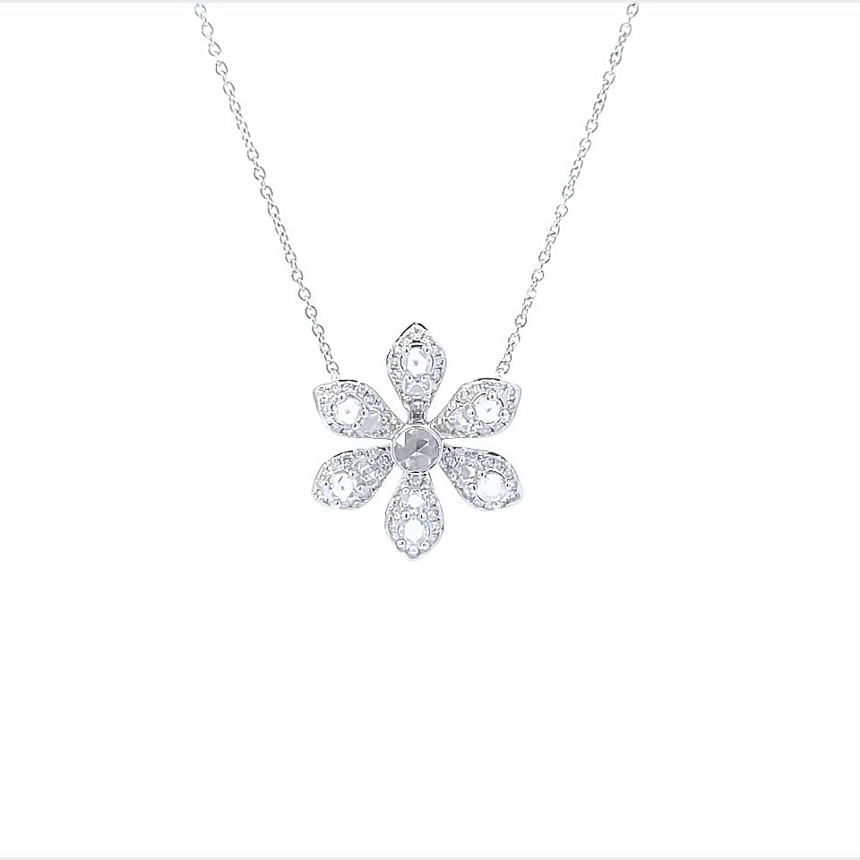 18K White Gold Diamond Flower Necklace (1.15ctw) 