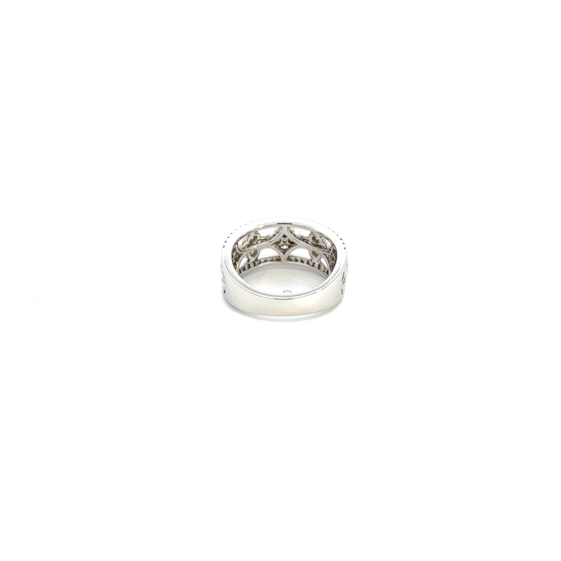 18K White Gold Round Diamond Fashion Ring (.95ctw) 